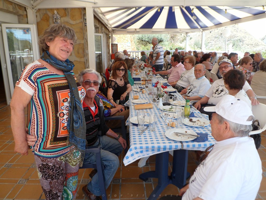 UN MECHOUI AVEC LES AMIS PN D ANDALOUSIE 9 05 2013 A MOJACA (70).JPG